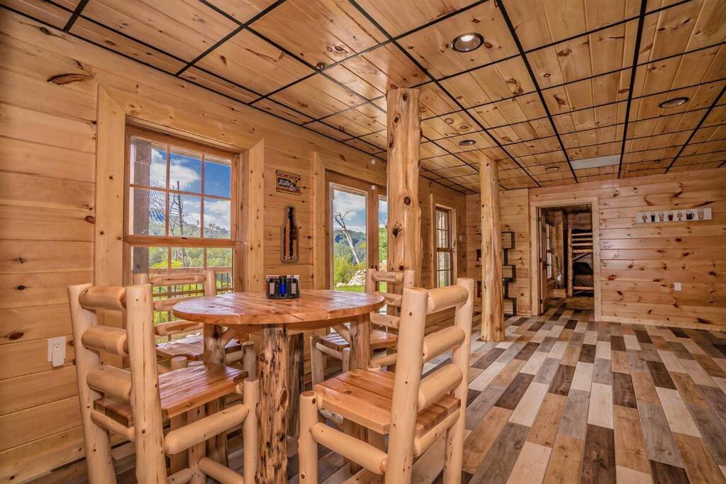 Roaring Fork Lodge 蓋特林堡 外观 照片
