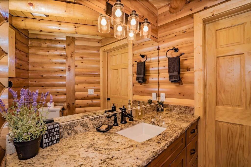 Roaring Fork Lodge 蓋特林堡 外观 照片