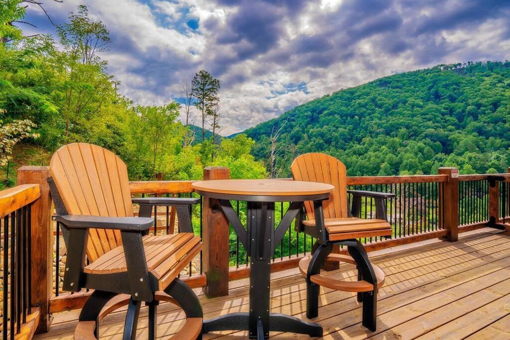 Roaring Fork Lodge 蓋特林堡 外观 照片