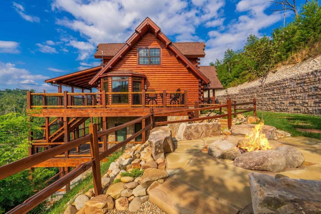 Roaring Fork Lodge 蓋特林堡 外观 照片