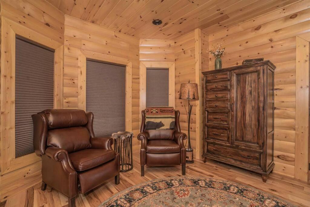 Roaring Fork Lodge 蓋特林堡 外观 照片