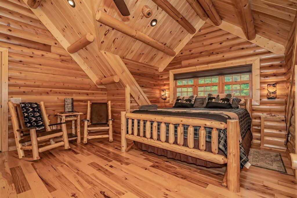 Roaring Fork Lodge 蓋特林堡 外观 照片